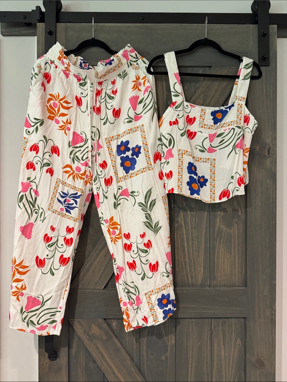 Floral Print Two-Piece Crop Top & Pants Set - White with Multicolor Blooms